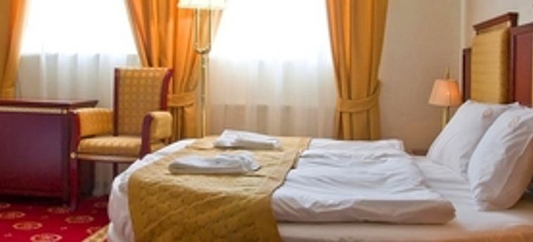 Hotel Villa Holiday Park:  VARSOVIE