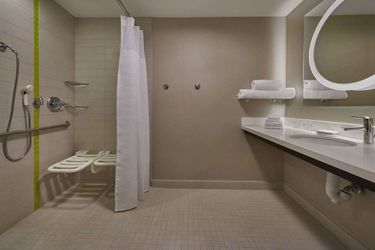 Hotel Springhill Suites By Marriott Toronto Vaughan:  VAUGHAN