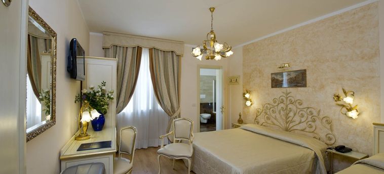 Hotel Viktoria Palace:  VENECIA