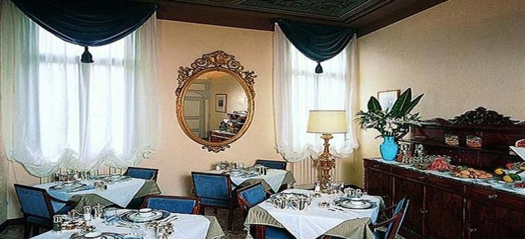 Hotel Palazzo Schiavoni:  VENECIA