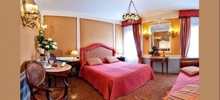 Hotel Arlecchino:  VENECIA