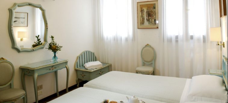 Hotel Serenissima:  VENECIA