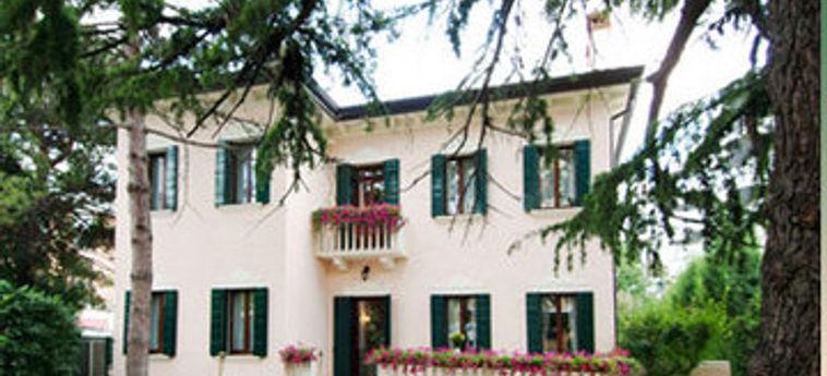 Hotel Villa Crispi:  VENEDIG - MESTRE