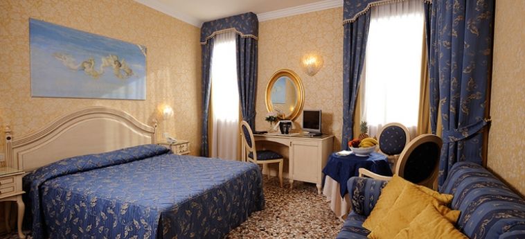 Hotel Ca' Formenta:  VENEZIA