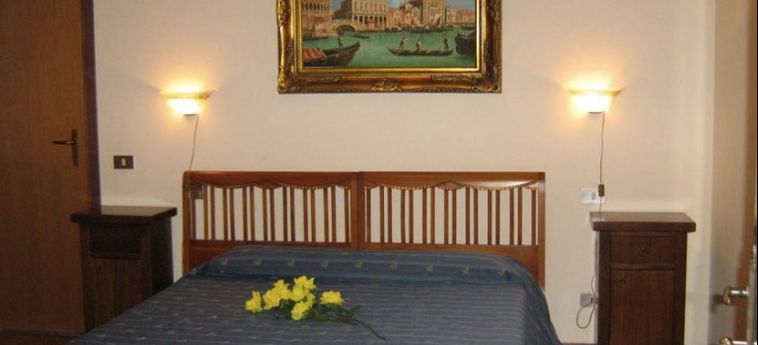 Hotel Residenza Grisostomo:  VENEZIA