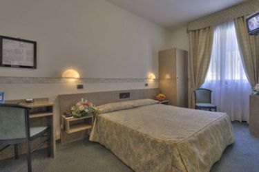 Hotel Garibaldi:  VENICE - MESTRE