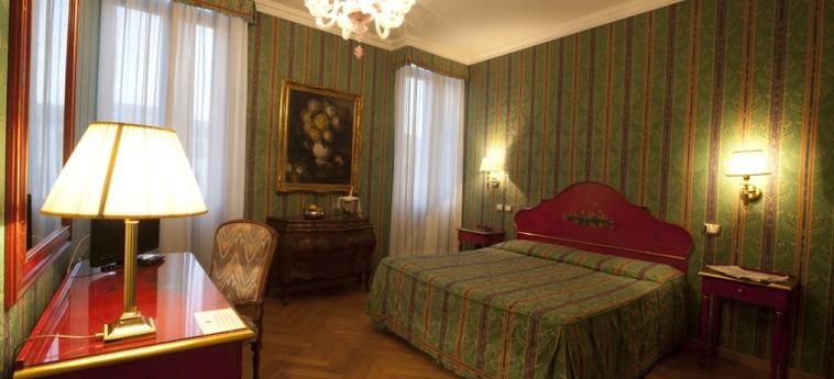 Hotel Palazzo Cendon:  VENICE