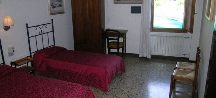 Hotel Antica Locanda Montin:  VENICE