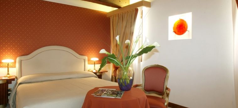 Hotel Monaco & Grand Canal:  VENISE