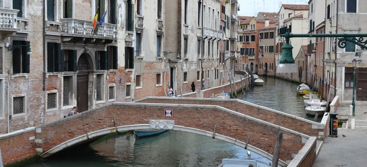 Hotel Suite In Venice Ai Carmini:  VENISE