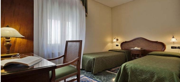 Hotel Locanda Gaffaro:  VENISE