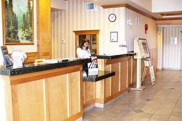 Hotel Holiday Inn Express & Suites Vernon:  VERNON