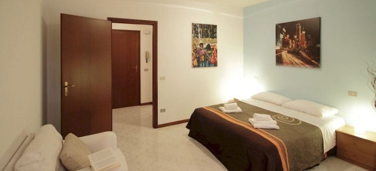 Hotel Residenza Porta Vescovo:  VERONA