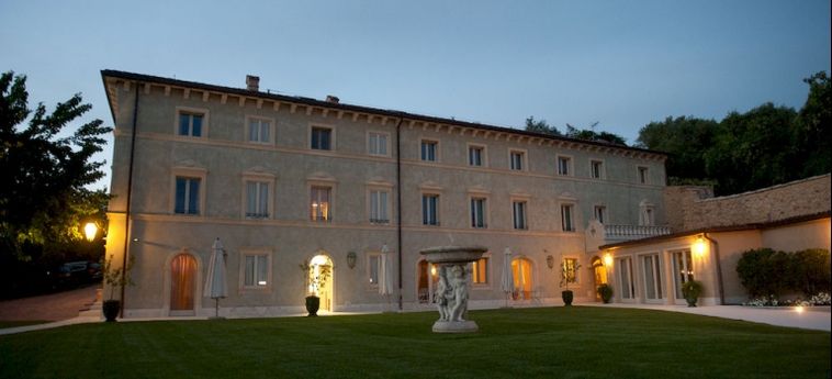 Hotel Relais Fra' Lorenzo:  VERONE