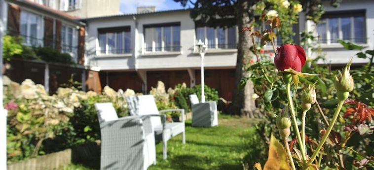 Hotel Hôtel Du Cheval Rouge Versailles : Photo 