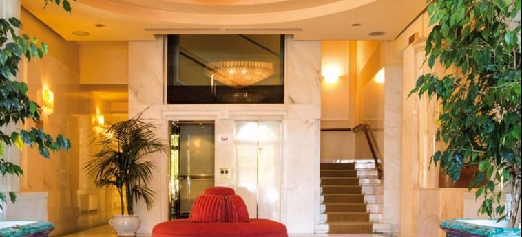 Hotel Plaza E De Russie - Relais & Châteaux:  VIAREGGIO - LUCCA