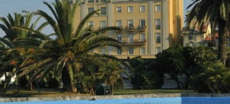 Hotel President:  VIAREGGIO - LUCCA