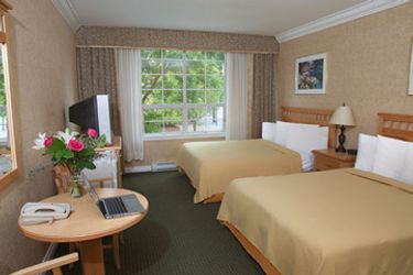 Hotel Quality Inn Downtown Inner Harbour:  VICTORIA