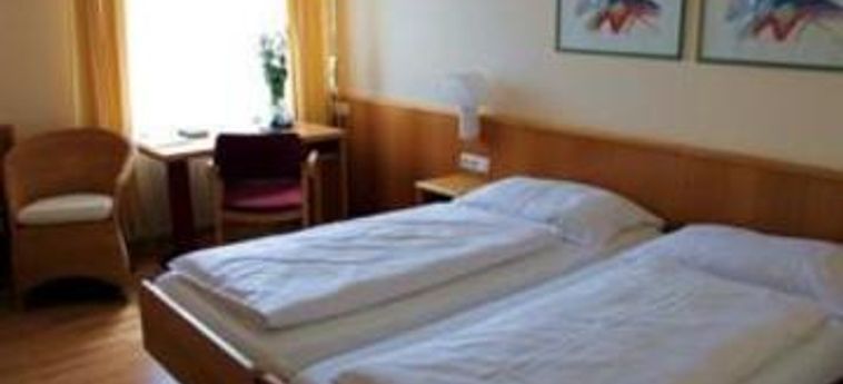 Hotel Das Reinisch Just Rooms:  VIENA