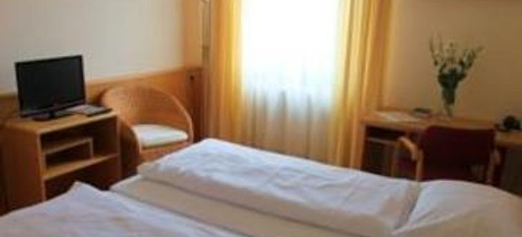 Hotel Das Reinisch Just Rooms:  VIENA