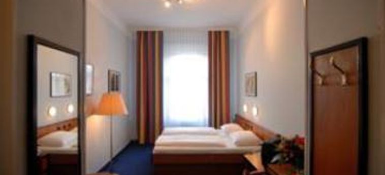 Hotel Drei Kronen:  VIENA