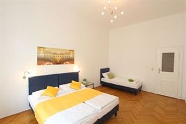 Checkvienna Edelhof Apartments:  VIENNA