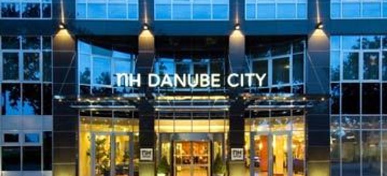 Hotel Nh Danube City:  VIENNE