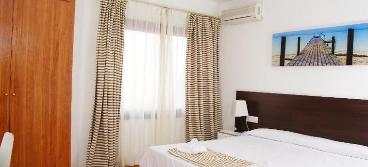 Hotel Adia Cunit Playa:  VILANOVA I LA GELTRU - BARCELLONA