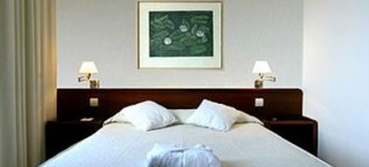 Atenea Park Suites Apartments:  VILANOVA I LA GELTRU - BARCELLONA