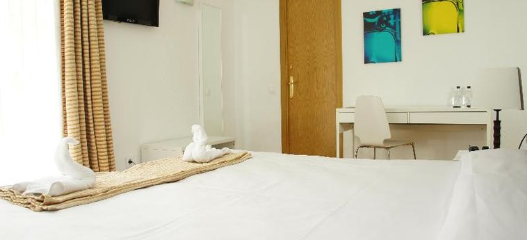 Hotel Adia Cunit Playa:  VILANOVA I LA GELTRU - BARCELONA
