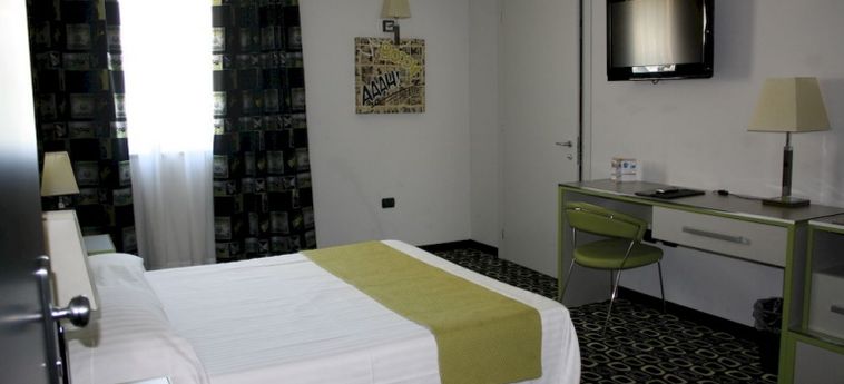 La Dolce Vita Hotel Motel:  VILLA DI SERIO - BERGAMO