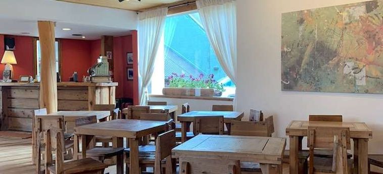 Hotel Posta De Los Colonos:  VILLA LA ANGOSTURA