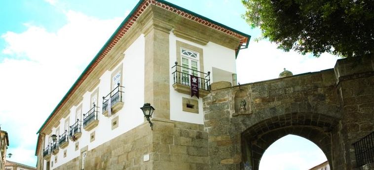 Montebelo Palacio Dos Melos Viseu Historic Hotel:  VISEU