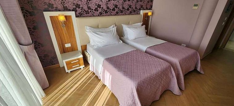 Hotel Gold Vlorë: Foto 