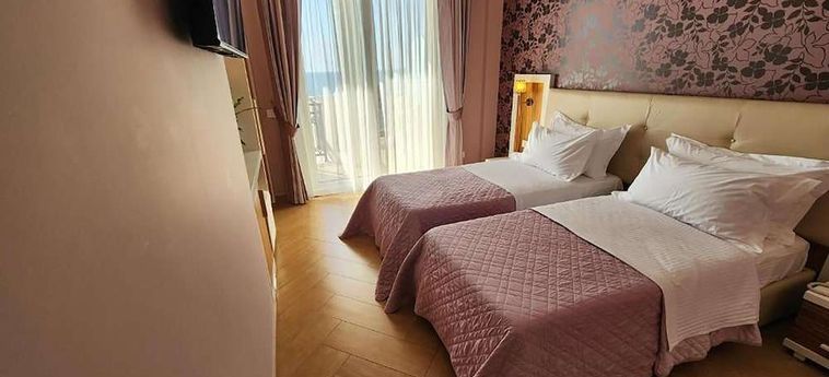 Hotel Gold Vlorë: Foto 