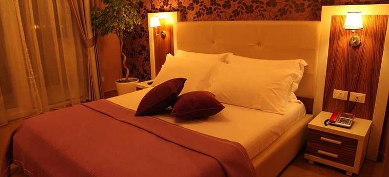 Hotel Gold:  VLORË