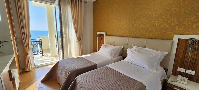 Hotel Gold:  VLORË