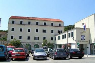 Hotel Borovnik:  VODICE - DALMATIA