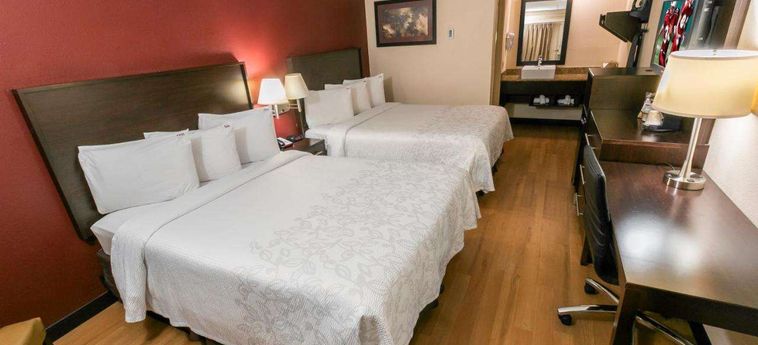 Hotel Red Roof Plus Alexandria Washington (Dc): Foto 