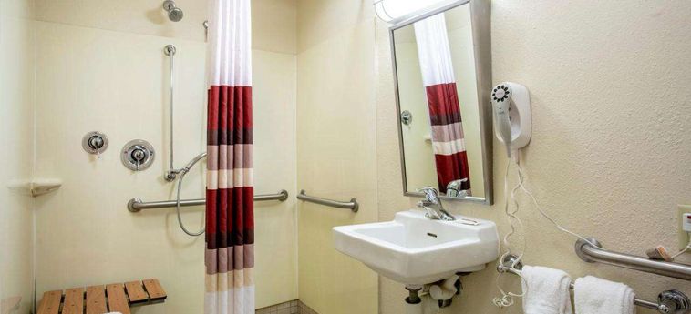 Hotel Red Roof Plus Alexandria Washington (Dc): Foto 