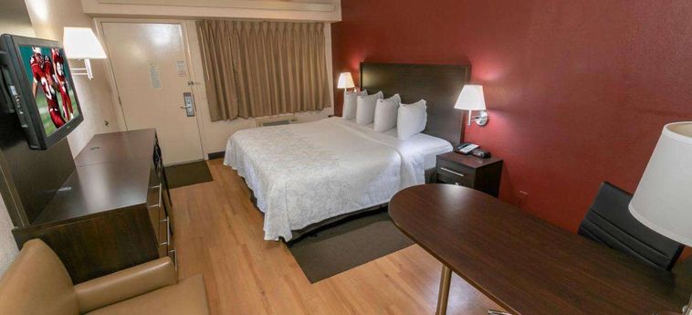 Hotel Red Roof Plus Alexandria Washington (Dc) : Photo 