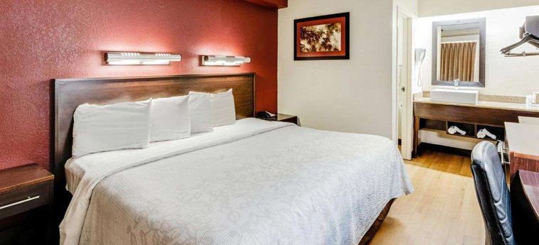 Hotel Red Roof Plus Alexandria Washington (Dc): Foto 