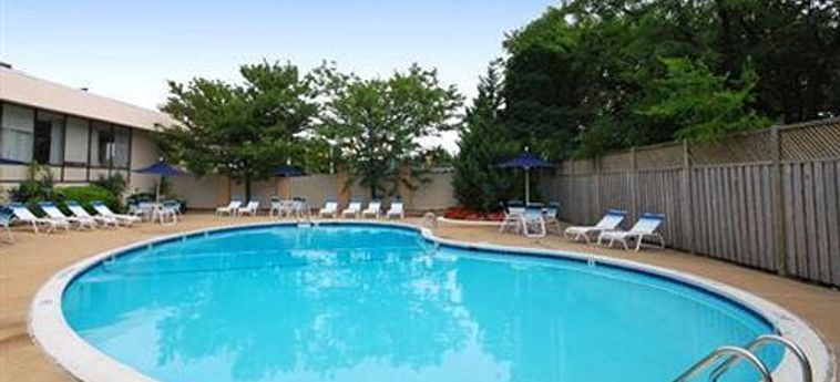 Hotel Comfort Inn Near The Pentagon Washington (Dc): Foto 
