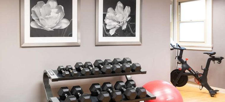 Churchill Hotel Near Embassy Row Washington (Dc) : Photo 