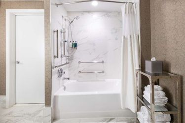 Churchill Hotel Near Embassy Row Washington (Dc): Photo 