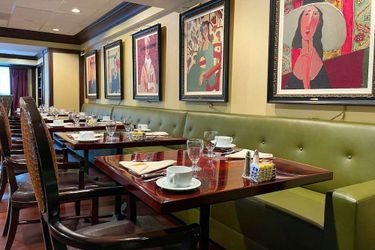 Churchill Hotel Near Embassy Row Washington (Dc): Photo 