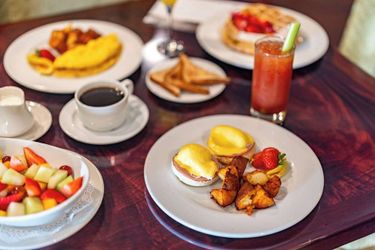 Churchill Hotel Near Embassy Row Washington (Dc): Photo 