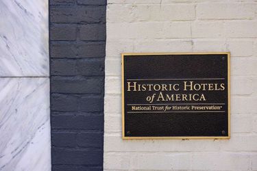Churchill Hotel Near Embassy Row Washington (Dc): Photo 