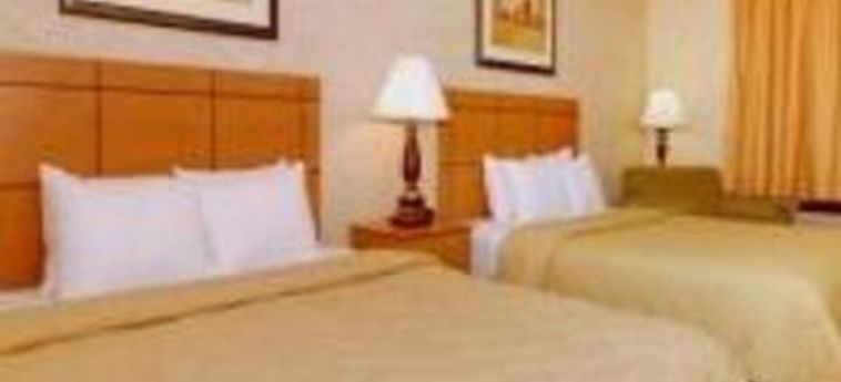 Hotel Comfort Inn:  WATERLOO (IA)