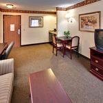 HOLIDAY INN EXPRESS HOTEL & SUITES WATERTOWN 2 Stars